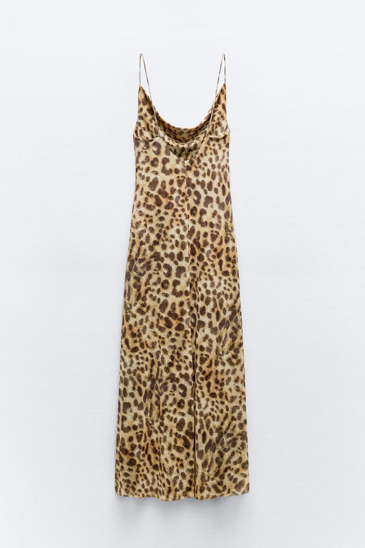 Leopard Print Cowl Neck Maxi Dress | Leopard | Satin Blend | Bold and Stylish - ZyraLux Kleding en accessoires