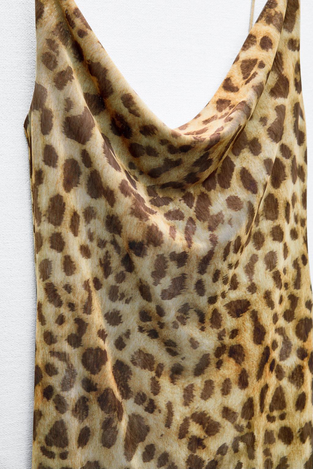 Leopard Print Cowl Neck Maxi Dress | Leopard | Satin Blend | Bold and Stylish - ZyraLux Kleding en accessoires