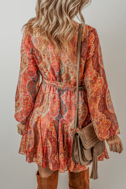 Chique oranje Boho Paisley print mini-jurk met lange mouwen en geplooide riemdetail