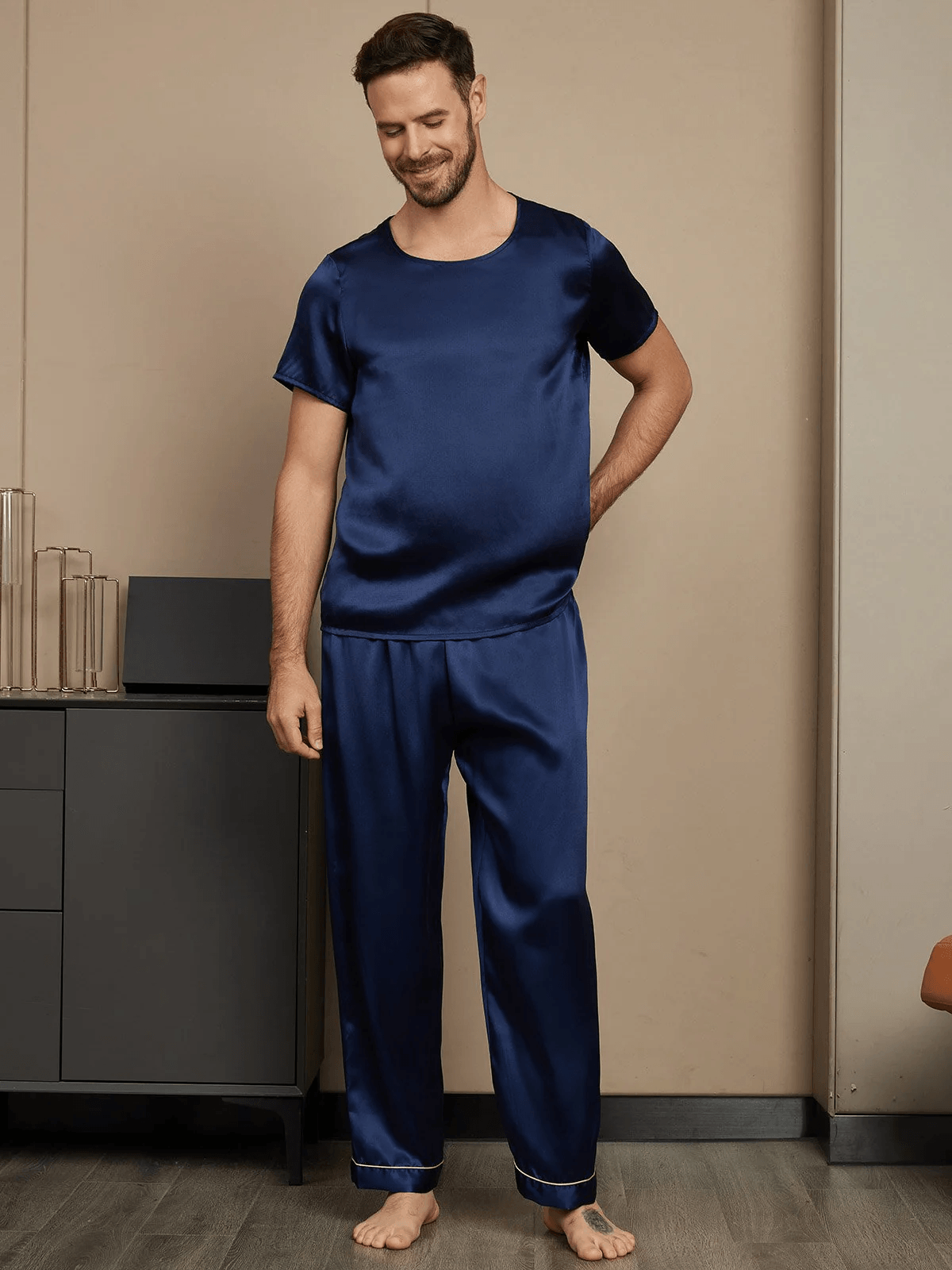 MARTIN - Elegant Short Sleeve Silk Pajama for Men - ZyraLux