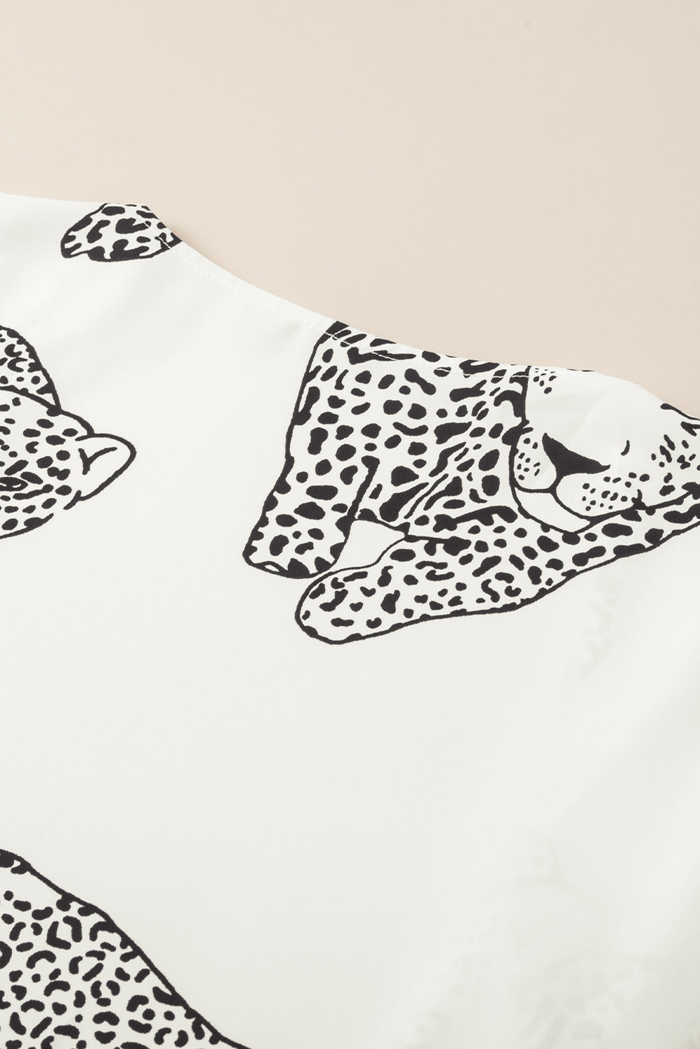 Witte cheetahprint losse pasvorm open voorkant kimono