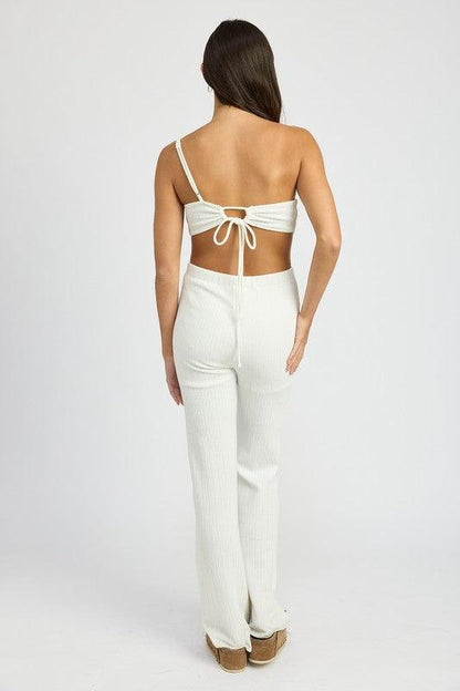 Witte wafel gebreide jumpsuit met één schouder en uitgesneden mouwen