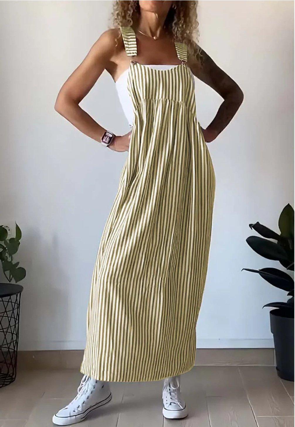 Kleio | Relaxed Striped Dress - ZyraLux Kläder för kvinnor