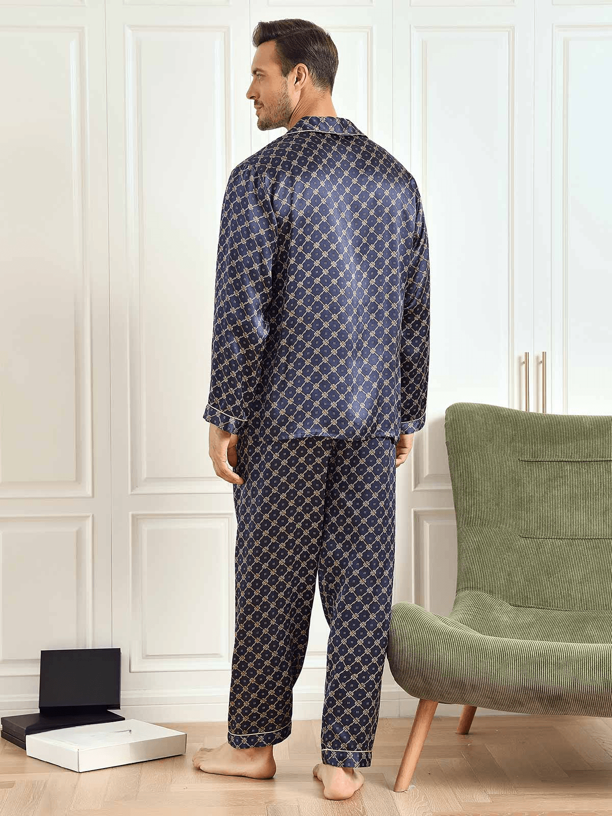 HENRI - Comfortable Silk Pajamas for Men - ZyraLux