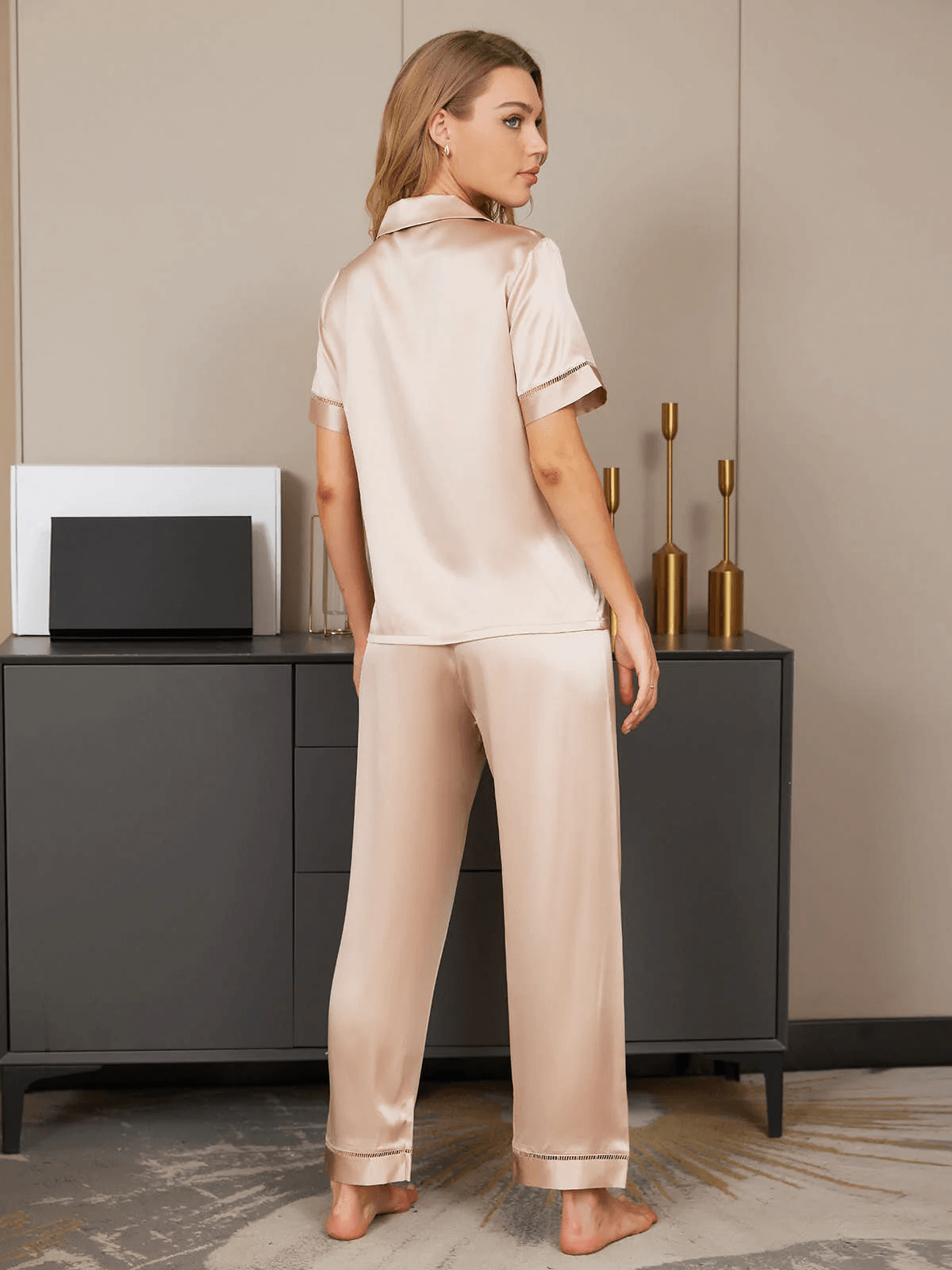 VERONIQUE - 19 Momme zijden pyjama, casual elegantie