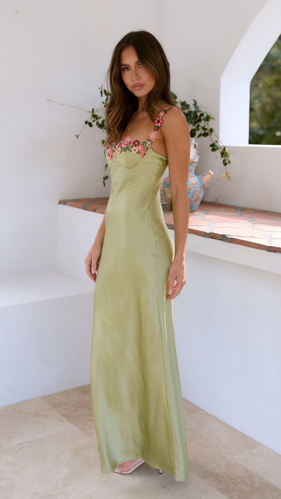 Barbara | Maxi Dress with Flower Detail - ZyraLux