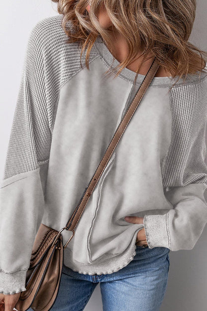 Chic sweatshirt met lange mouwen en zichtbare naden