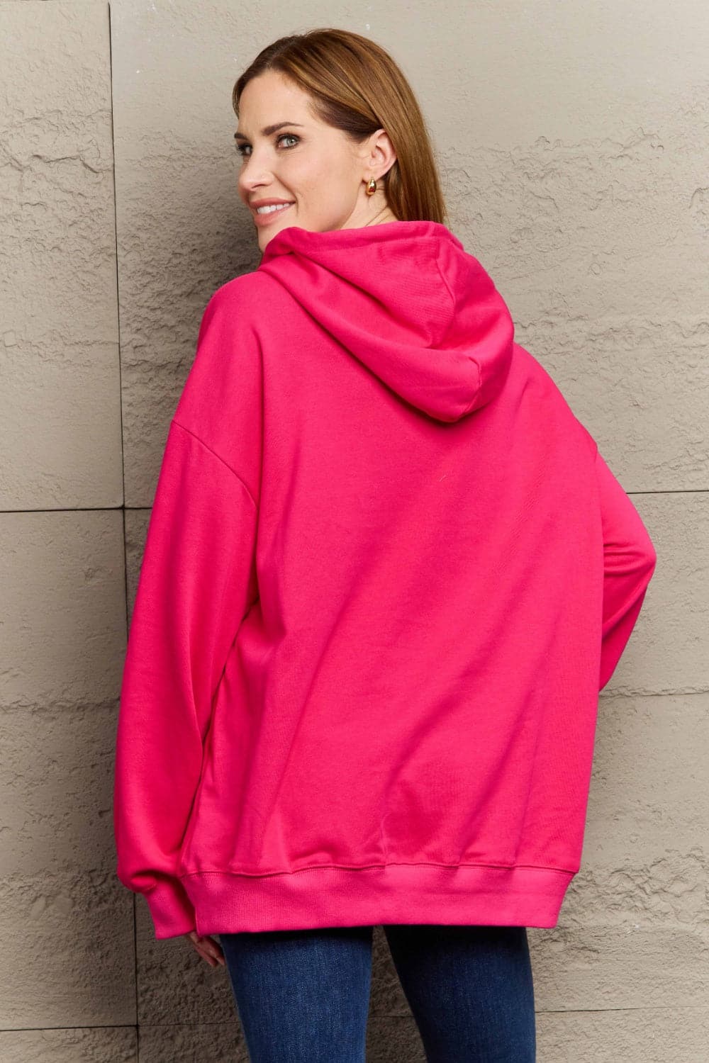 Gezellige oversized hoodie met verlaagde schouders in volledige maat