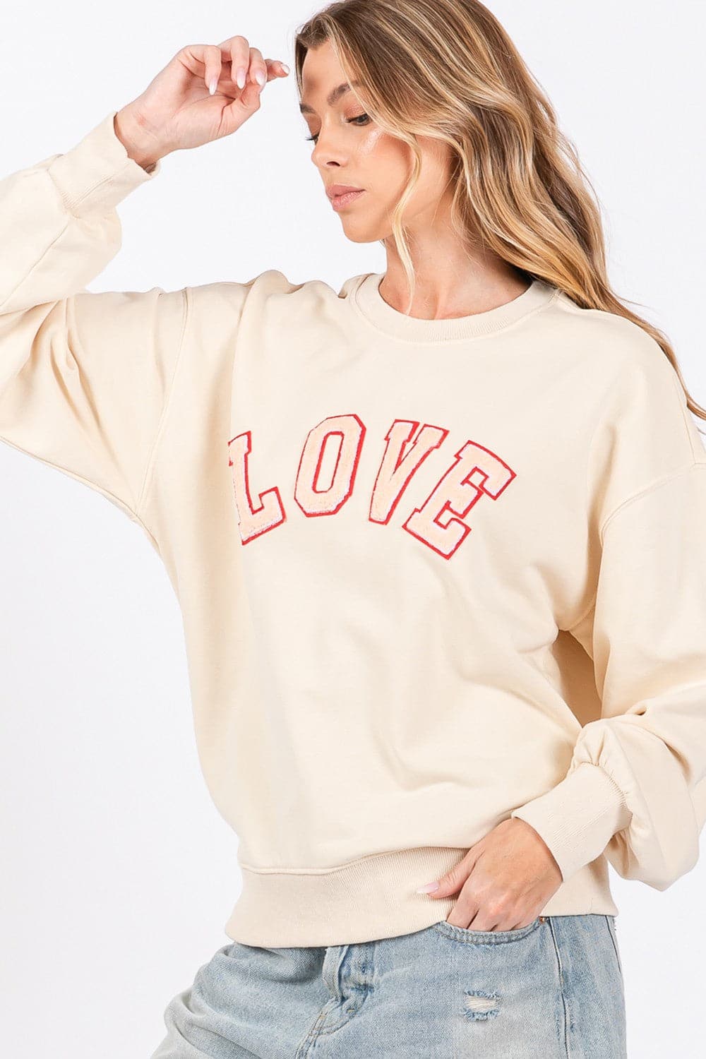 SAGE + FIG Enchanted Love Path Applicatie Oversized Sweatshirt