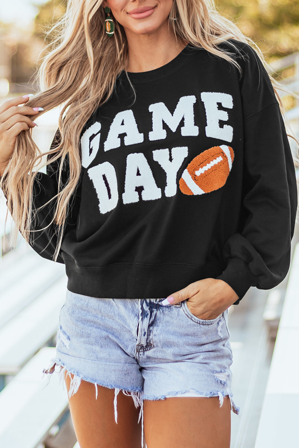 Stijlvolle zwarte Varsity Graphic Pullover Sweatshirt voor Game Day Adventures