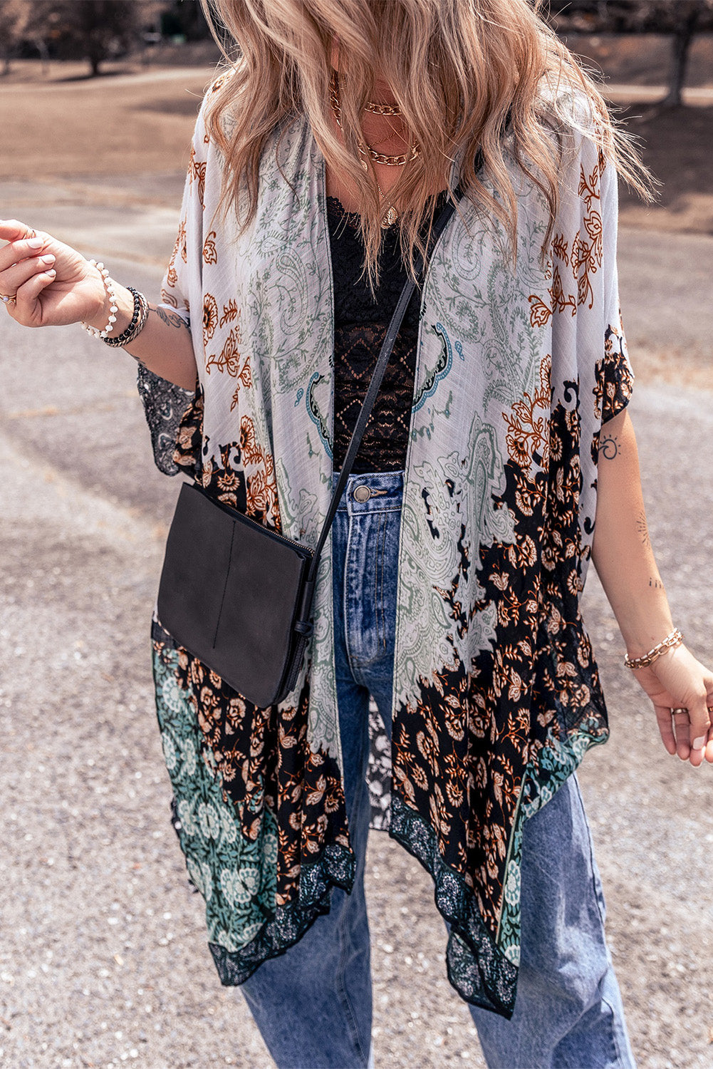 Groene Boho Bloemenprint Onregelmatige Zoom Flowy Kimono