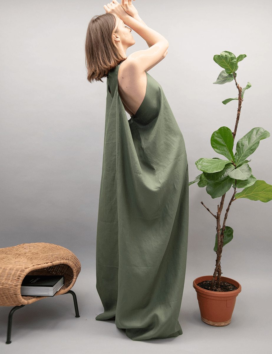 Forest Whisper Draped Gown | Green | Elegant Minimalism | Linen Blend - ZyraLux Kleding en accessoires