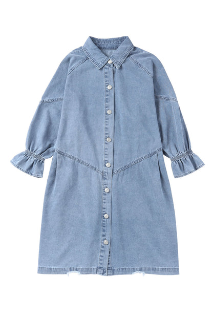 Chique hemelsblauwe denim mini-jurk met lange mouwen met knopen