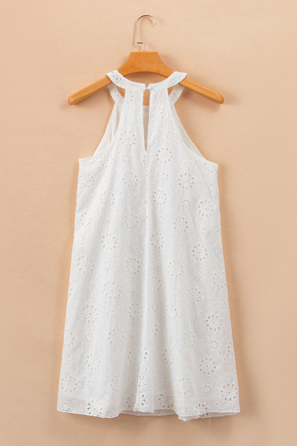 Chique witte Boho Halter Halterjurk met Oogjes en Mouwloos