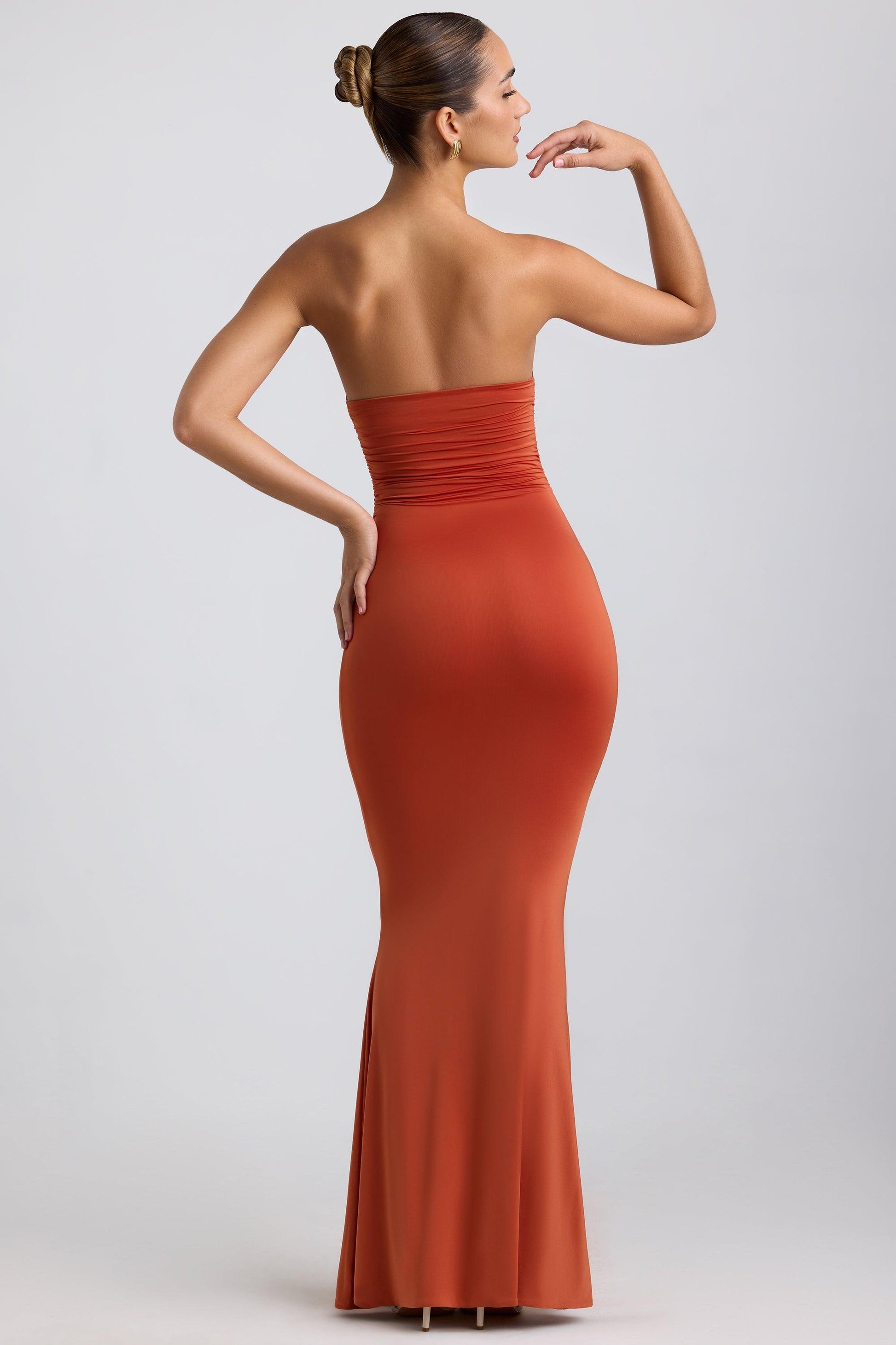 Radiant Glamour Gown | Orange | Evening Wear | Polyester - ZyraLux Kleding en accessoires