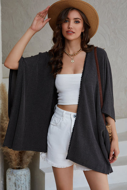 Zwarte geribbelde oversized kimono met kanten rand