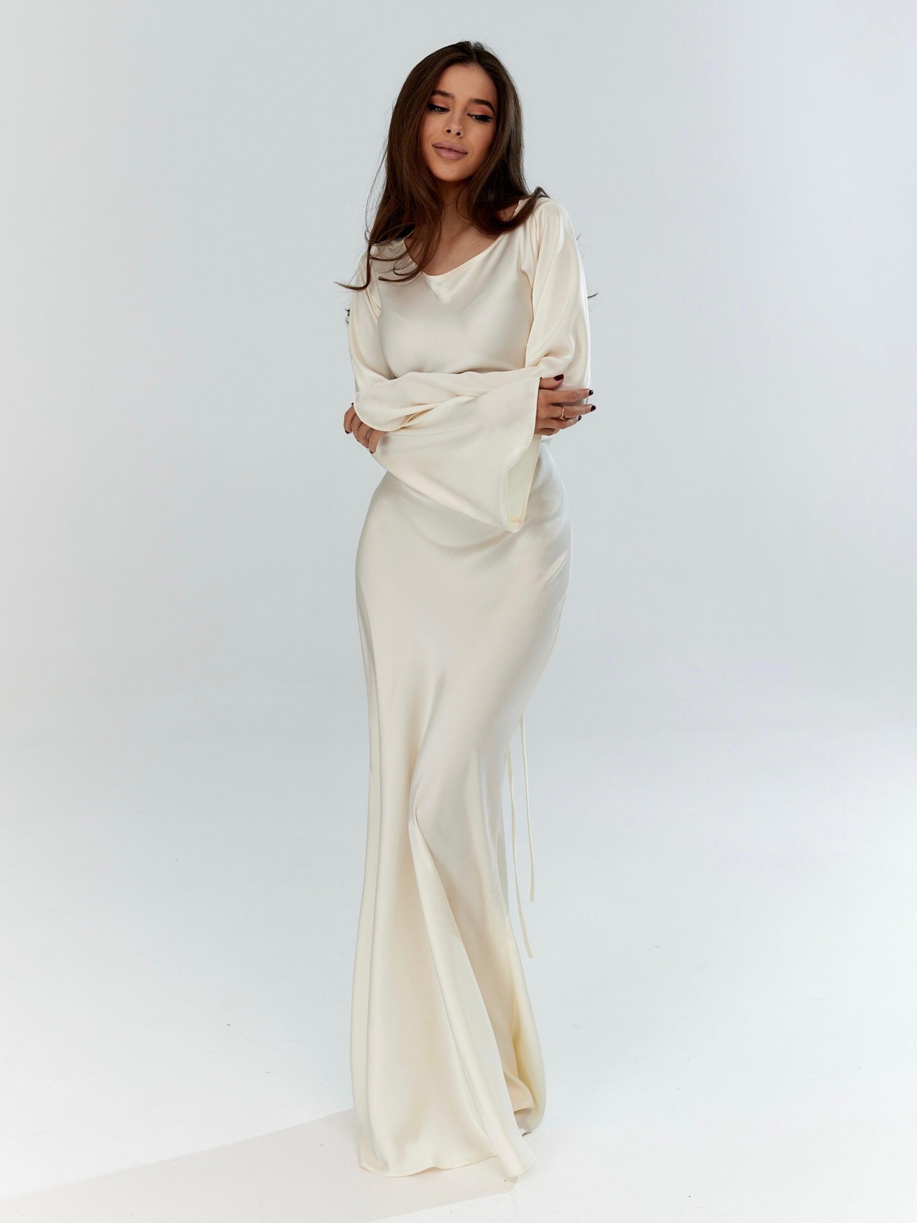 Hayley | Long-Sleeve Maxi Dress - ZyraLux