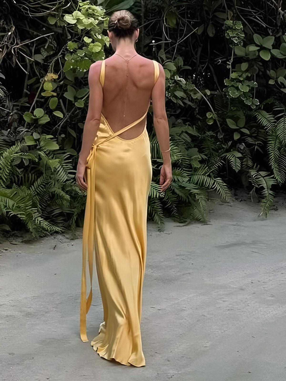 Golden Glow Backless Gown | Multicolor | Evening | Satin - ZyraLux Kleding en accessoires