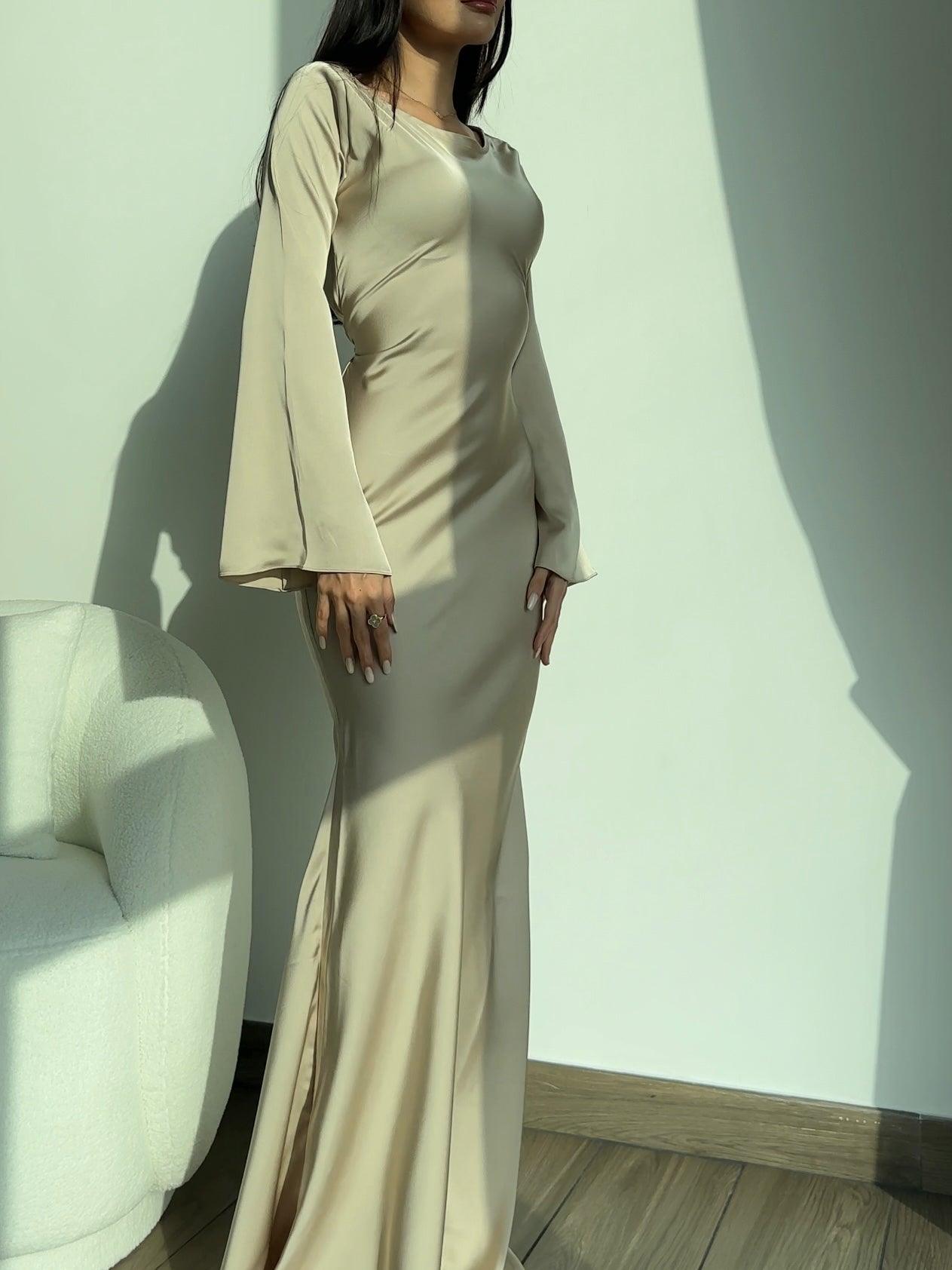 Hayley | Long-Sleeve Maxi Dress - ZyraLux