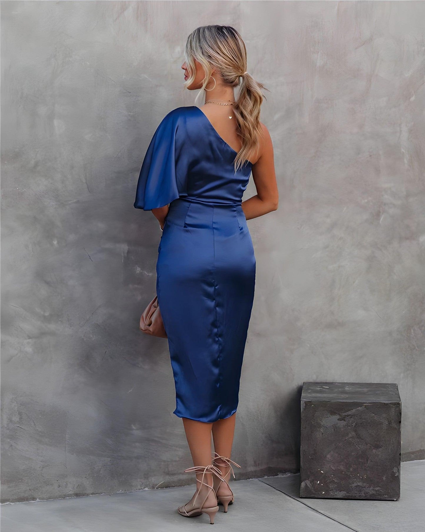 One-Shoulder Dress | Blue | Satin | Elegant and Chic - ZyraLux Kleding en accessoires