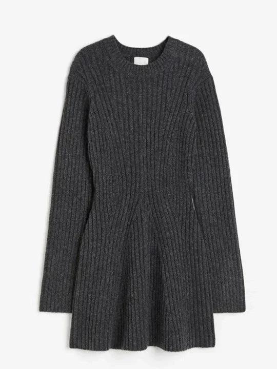 Chic Ribbed Knit Dress | Long Sleeves | Versatile Style - ZyraLux Kleding en accessoires