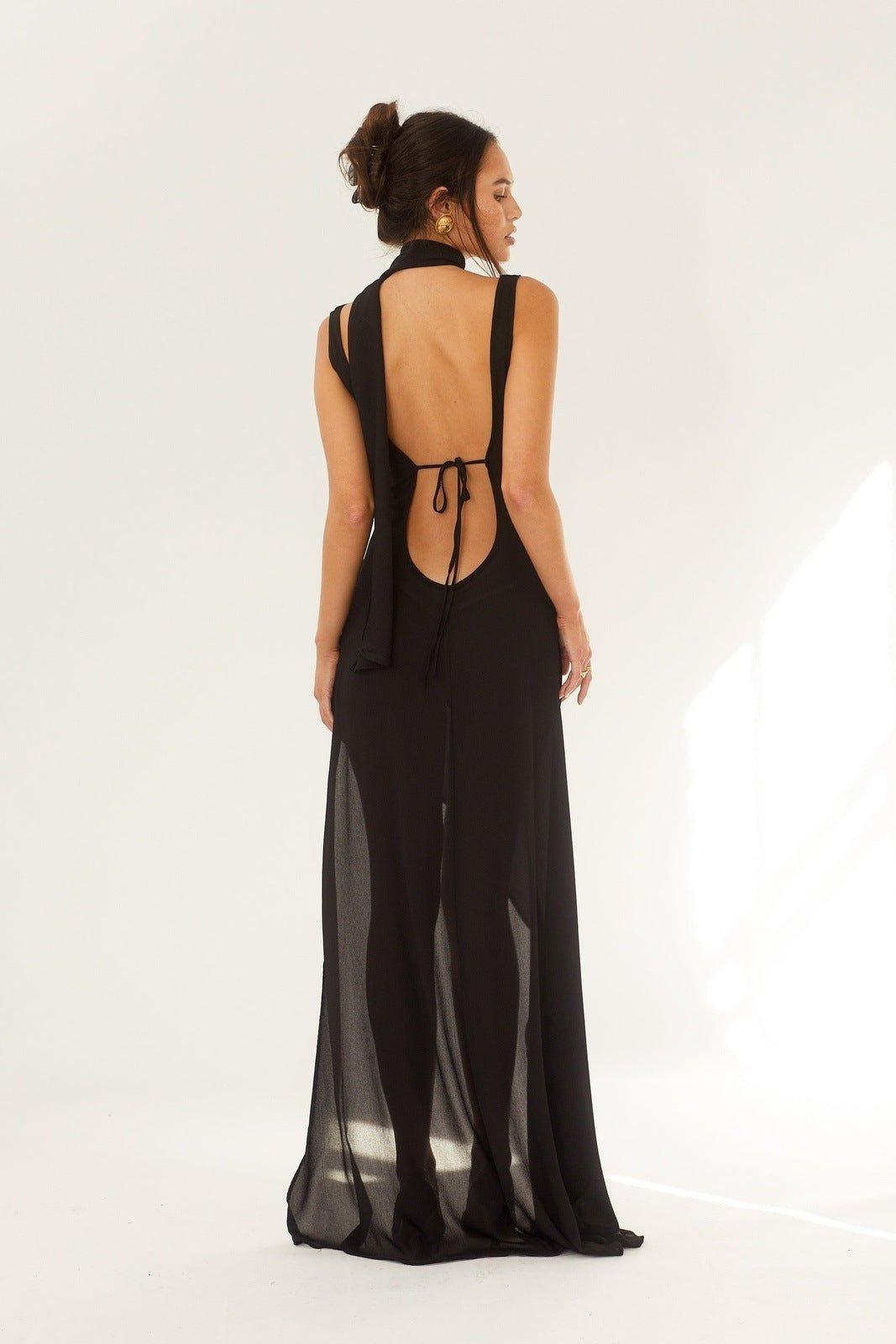 Apphia V-Neck Backless Slit Maxi Dress | Black | Formal | Silk - ZyraLux Kleding en accessoires