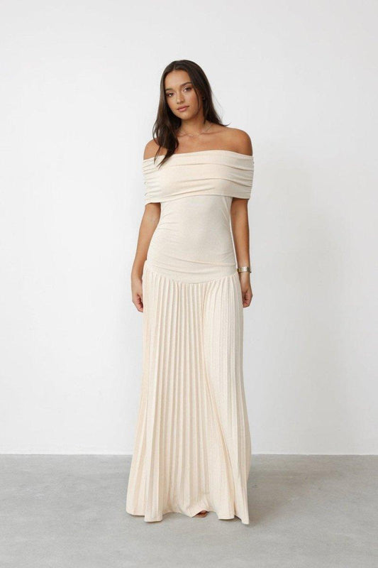 Serenity Off-Shoulder Maxi Dress | Beige | Formal | Knit - ZyraLux Kleding en accessoires