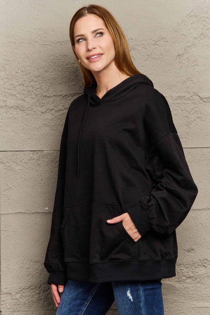 Gezellige oversized hoodie met verlaagde schouders in volledige maat