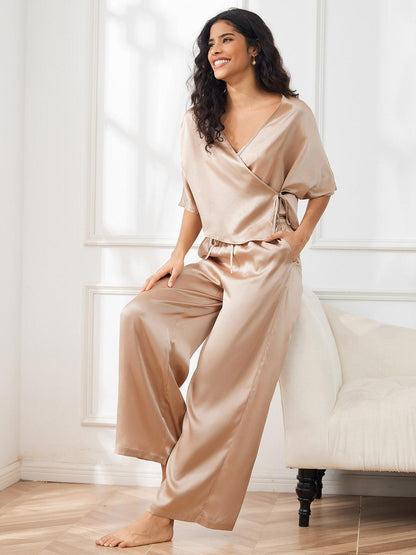 NOÉMIE - Silk Pajama Set with Lace and Short Sleeves - ZyraLux Pyjama