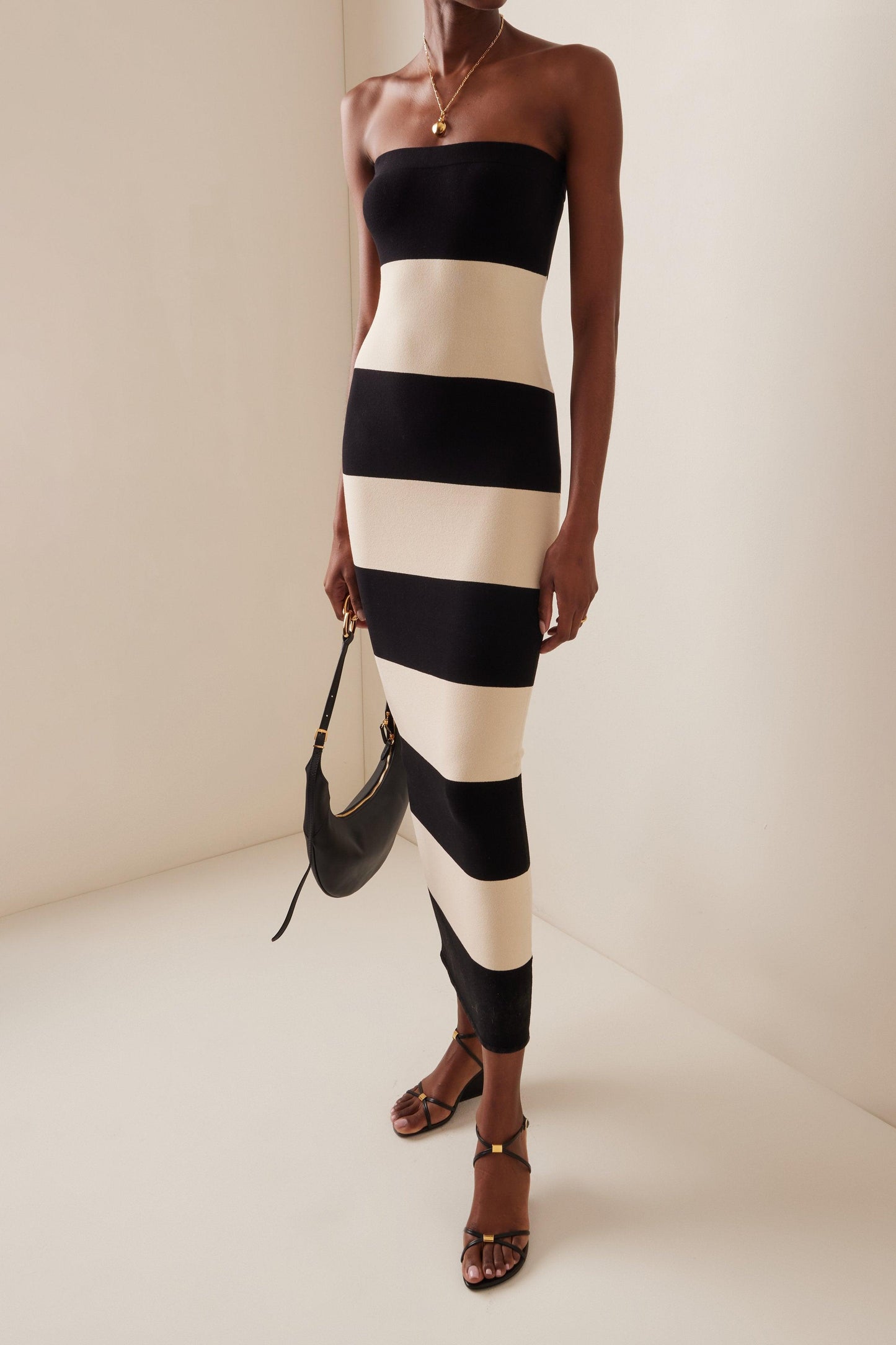 Sleek Striped Tube Dress | Black White | Casual | Cotton Blend - ZyraLux Kleding en accessoires